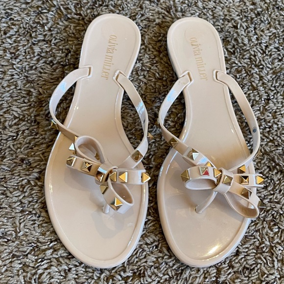 Olivia Miller Shoes - Olivia Miller Cream Gold Studded Sandals 8